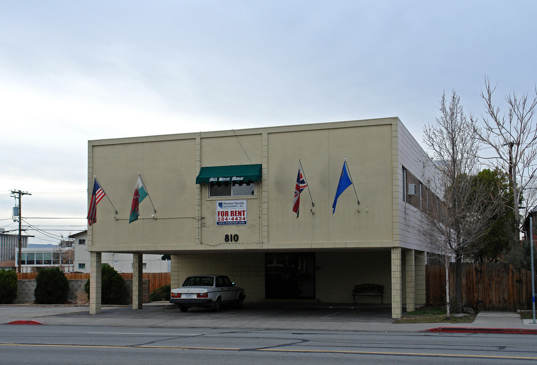 Mill Street Manor in Reno, NV - Building Photo