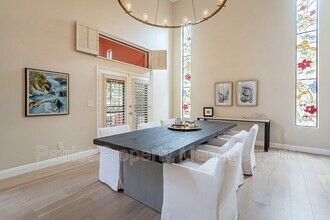 8602 E Vista Del Lago in Scottsdale, AZ - Building Photo - Building Photo