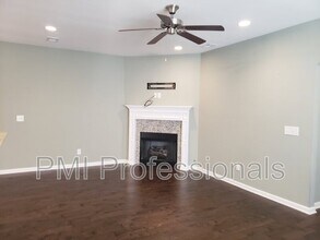 2293 Cason Ln in Murfreesboro, TN - Foto de edificio - Building Photo