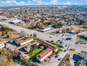 Valley Mills Apartments in Waco, TX - Building Photo - Building Photo