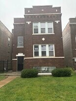 1810 N Long Ave in Chicago, IL - Building Photo