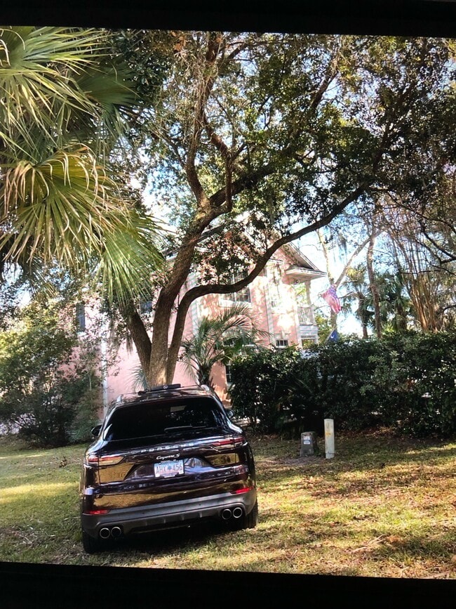 12 Bermuda Pointe Cir in Hilton Head Island, SC - Building Photo - Building Photo