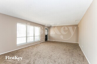 12810 Verwood Dr in Florissant, MO - Building Photo - Building Photo