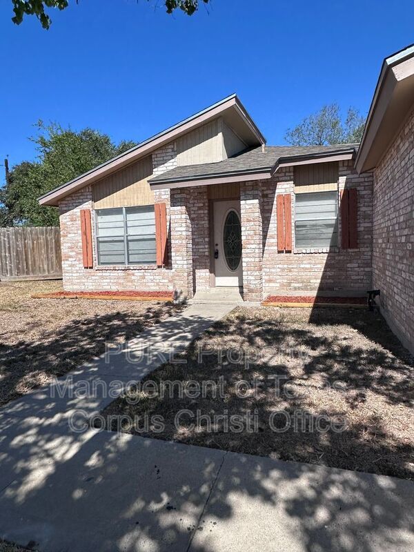 4029 Brownwood Cir in Corpus Christi, TX - Building Photo - Building Photo
