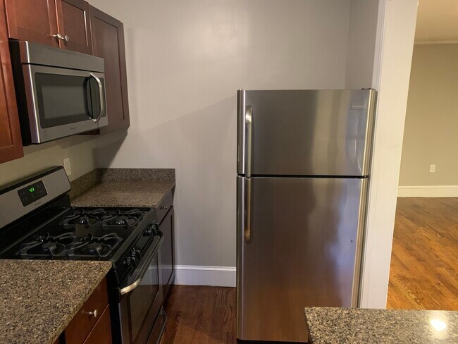 26 Fayette St, Unit 2 in Boston, MA - Building Photo - Building Photo
