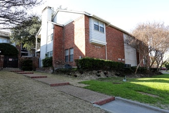 Calais Slopes Condos in Dallas, TX - Foto de edificio - Building Photo