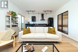 36 Geary Ave in Toronto, ON - Building Photo - Building Photo