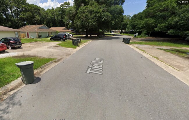 6831 Tiki Ln in Pensacola, FL - Building Photo - Building Photo