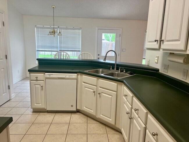 8690 W Anvil Ct in Mobile, AL - Building Photo - Building Photo