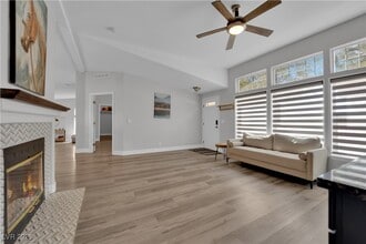 6425 W Quail Ave in Las Vegas, NV - Building Photo - Building Photo