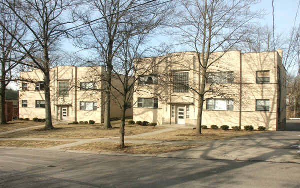 3304-3308 Mowbray Ln in Cincinnati, OH - Building Photo - Building Photo