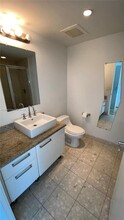 185 SW 7th St, Unit 3706 in Miami, FL - Building Photo - Building Photo