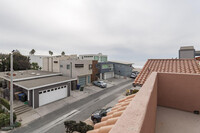 1201 Cornwall Ln in Ventura, CA - Building Photo - Building Photo