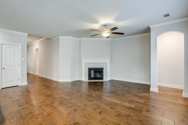 3320 Mission St in Fort Worth, TX - Building Photo - Building Photo