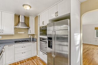 1732 NW 96th St in Seattle, WA - Building Photo - Building Photo