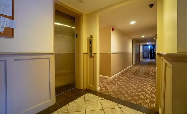 20 Radcliffe Rd, Unit 304 in Boston, MA - Foto de edificio - Building Photo