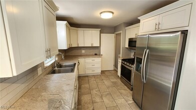 2491 Samira Rd in Stow, OH - Building Photo - Building Photo