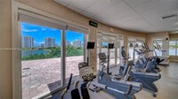 20000 E Country Club Dr, Unit 208 in Aventura, FL - Foto de edificio - Building Photo