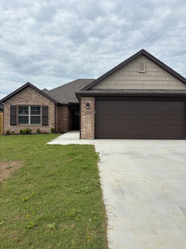 property at 1108 Calla Lily Ave