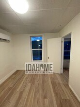 411-417 E Halliday St in Pocatello, ID - Building Photo - Building Photo