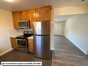 218 Echo Ave in Campbell, CA - Building Photo - Building Photo