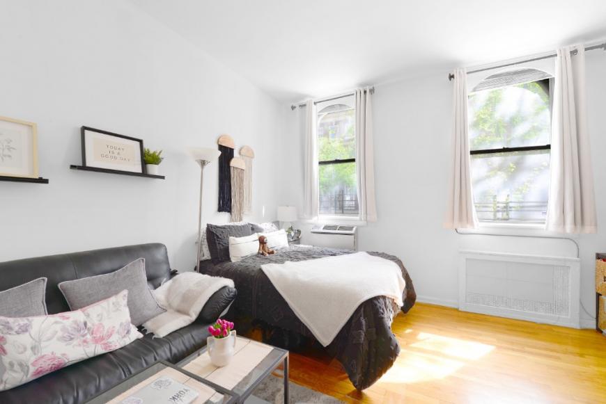 149 E 62nd St in New York, NY - Building Photo