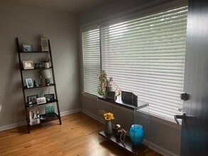 7660 Adams St, Unit 1 in Forest Park, IL - Foto de edificio - Building Photo