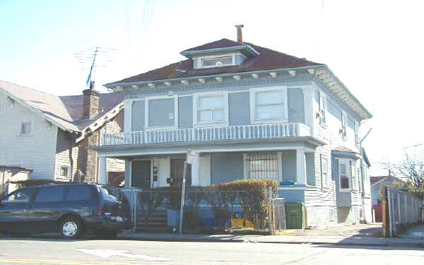 5117 Foothill Blvd in Oakland, CA - Building Photo - Building Photo