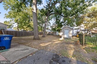 720 Cinnaminson Ave in Palmyra, NJ - Building Photo - Building Photo