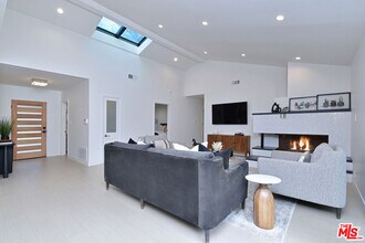 4512 Libbit Ave in Los Angeles, CA - Building Photo - Building Photo