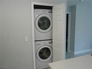 636 Eisenhower Blvd in Lehigh Acres, FL - Building Photo - Building Photo