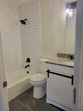 2189 Baringer Ave in Louisville, KY - Foto de edificio - Building Photo