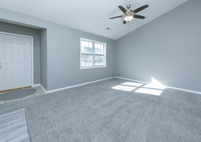 101 Mimosa Ln in Elizabeth City, NC - Building Photo - Building Photo