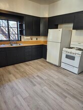 1627 N 2nd St, Unit 2nd Floor in Harrisburg, PA - Foto de edificio - Building Photo