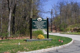 6303 Richmond Rd in West Milford, NJ - Building Photo - Building Photo