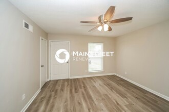 4940 Clearbrook Cove in Memphis, TN - Foto de edificio - Building Photo