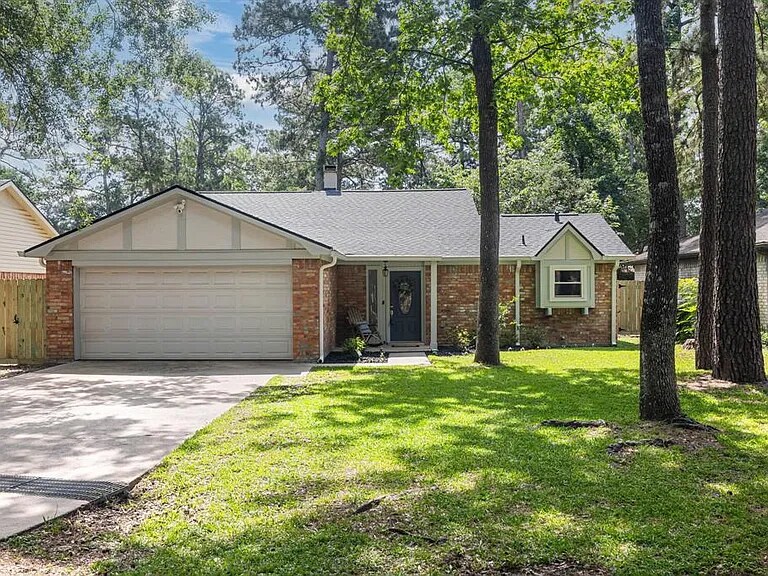 13 Leverwood Ct in Spring, TX - Building Photo