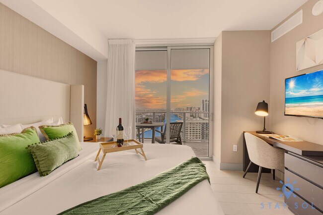 4010 S Ocean Dr in Hollywood, FL - Foto de edificio - Building Photo