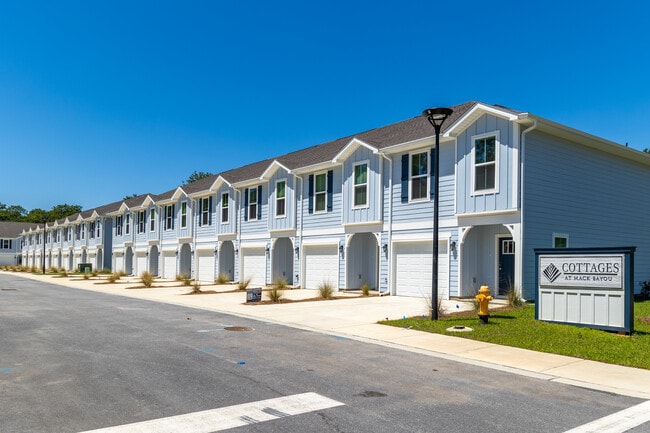 Cottages at Mack Bayou in Santa Rosa Beach, FL - Foto de edificio - Building Photo