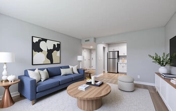 The Alexandra in Lexington, KY - Building Photo - Building Photo
