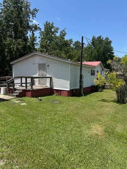 property at 203 E Carter St