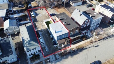 38 Willowdale Ave in Montclair, NJ - Building Photo - Building Photo