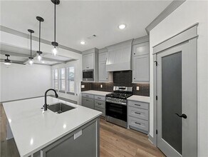 4979 Farmhouse St in Springdale, AR - Building Photo - Building Photo