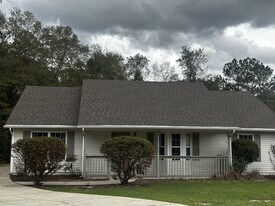 75 Redwood Track Course in Ocala, FL - Building Photo