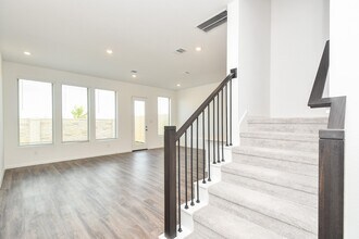 5459 Holly Hvn Ct in Fulshear, TX - Building Photo - Building Photo