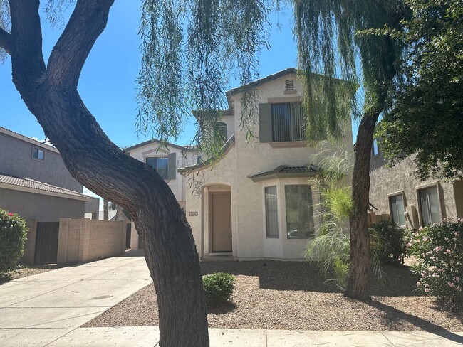 property at 4216 S Mariposa Dr