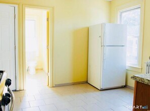 250 Orange St in Waterbury, CT - Building Photo - Building Photo