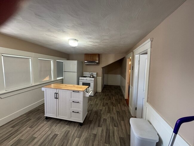 187 Danforth St in Framingham, MA - Building Photo - Building Photo