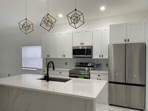 6264 Lansdowne Cir in Boynton Beach, FL - Building Photo - Building Photo