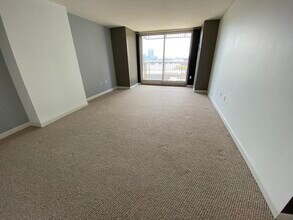 10 Museum Way in Cambridge, MA - Building Photo - Building Photo